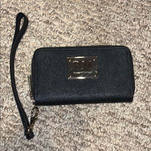 Robert Matthew wristlet